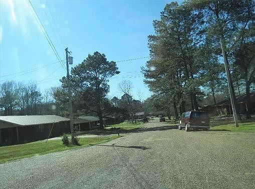 2nd image of 1009 Charles Howard Dr