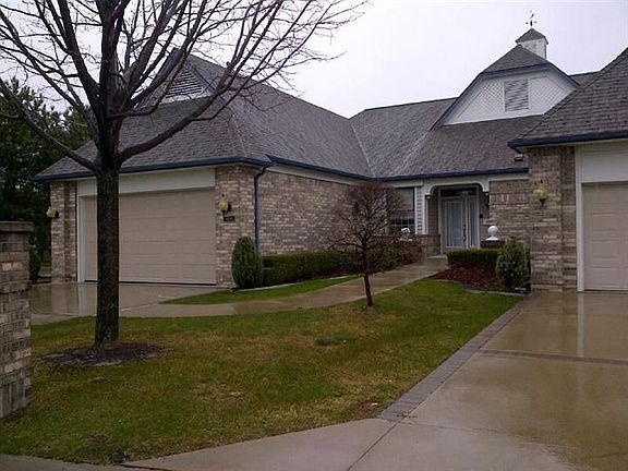 2nd image of 958 Edison Shores Ct