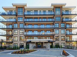 741 Travino Ln #401, Saanich, BC