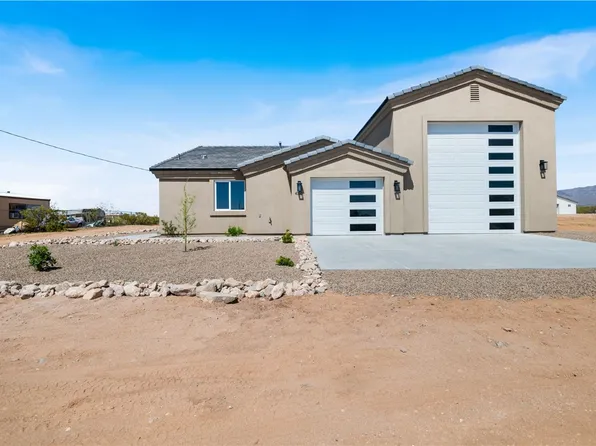 4715 W Burro Dr, Golden Valley, AZ 86413