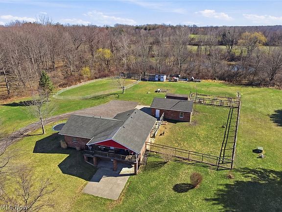 2nd image of 2932 Sexton Rd