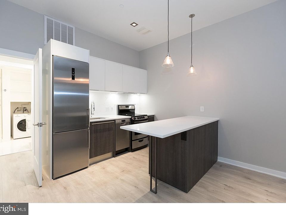 1st image of 1602 Sansom St #2