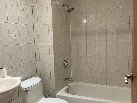 3rd image of 2610 Harway Ave #2F