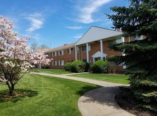 4141 Greenvale Rd APT 202, Cleveland, OH 44121