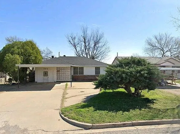 104 S 19th St, Frederick, OK 73542