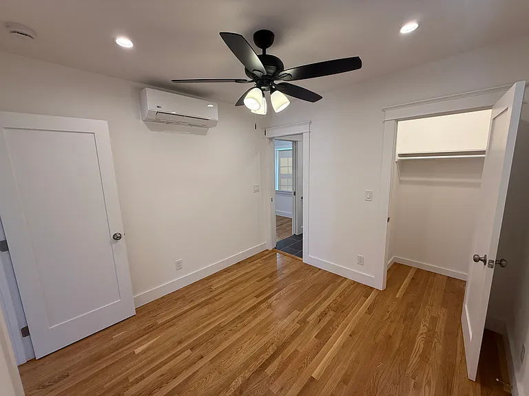 BEDROOM 1 - ALTERNATE VIEW