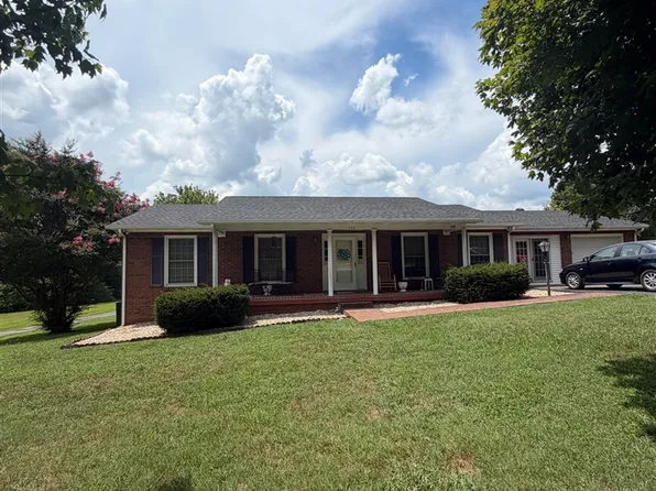 269 Slim Island Rd, Bowling Green, KY 42101