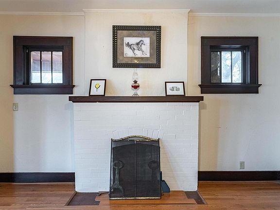 5th image of 415 W Robinson St