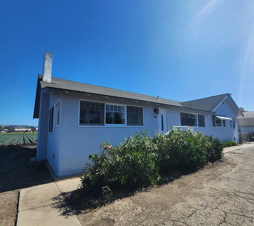 659 Valley Rd