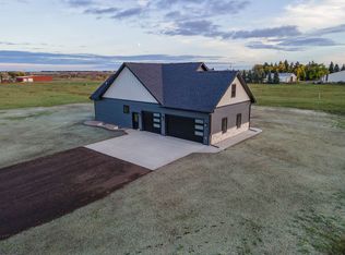 2000 43rd Ave SE, Minot, ND 58701