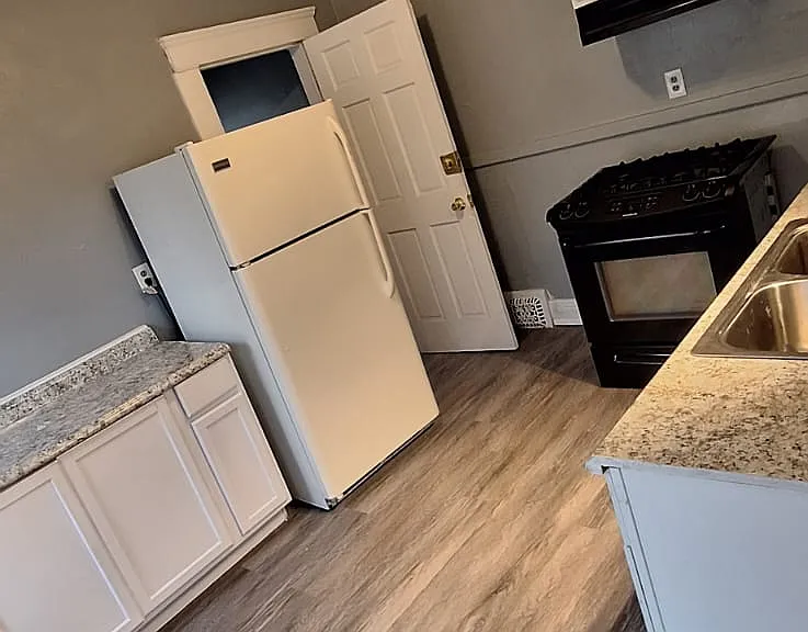 14213 Ardenall Ave #2 — Photo 29
