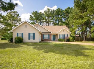 201 Greenview Ct, Bonaire, GA 31005