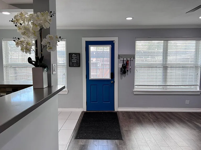 6486 Alisa Ln — Photo 4