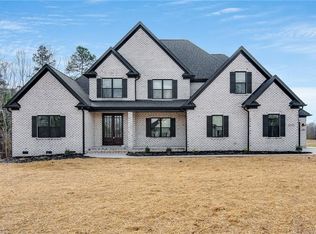 8595 San Marino Ct, Oak Ridge, NC 27310
