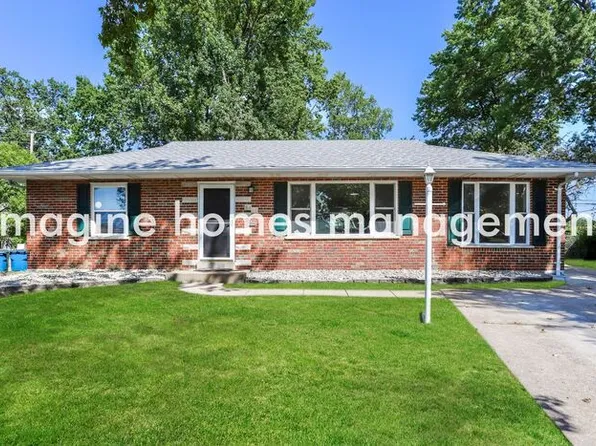 8418 Hampstead Dr, Saint Louis, MO 63123