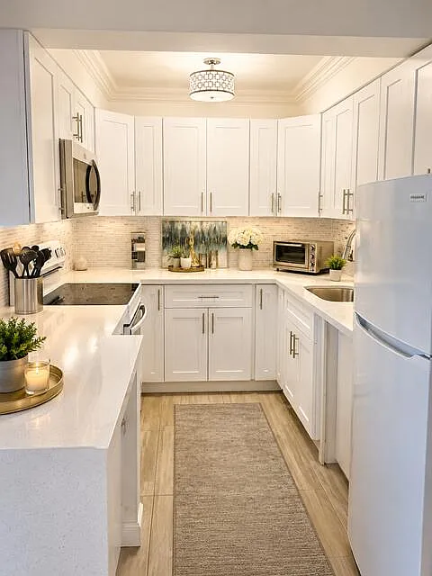 2 bed, 1.0 bath, 970 sqft, $2,500 — Photo 2