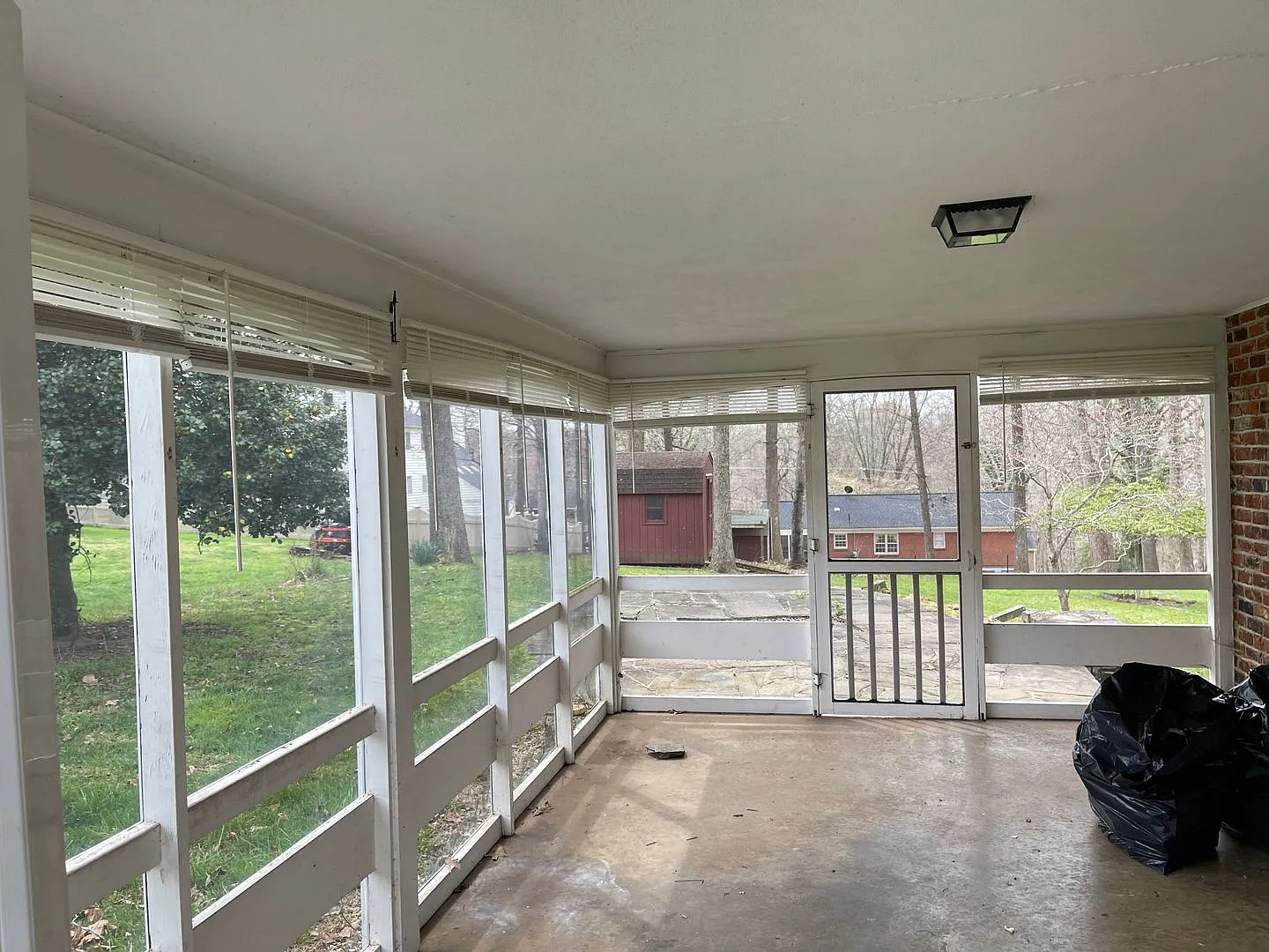 3 Bedroom House on One Level — Photo 4