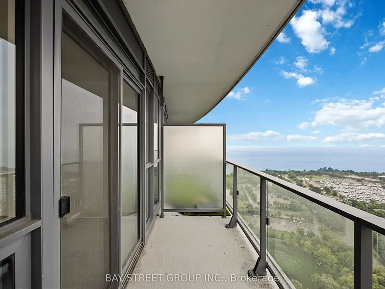 2212 Lake Shore Blvd W #4304 — Photo 31