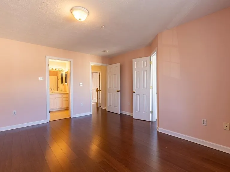 204 Washington St #3 — Photo 14