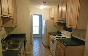5th image of 4526 Belle Dr