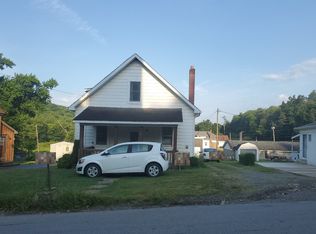 809 Clearfield Rd, Fenelton, PA 16034