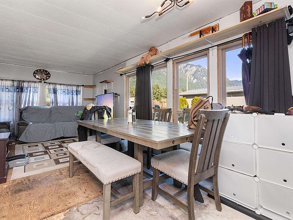 3rd image of 65367 Kawkawa Lake Rd #111