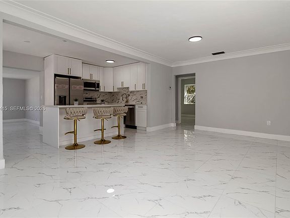 4th image of 1721 NW 51st St
