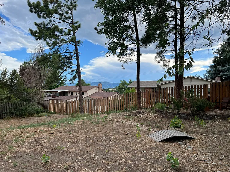 4106 Buttercup Ln — Photo 18