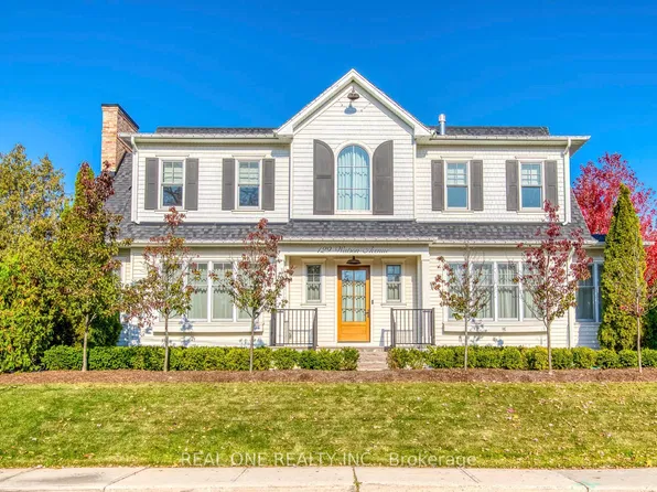 129 Watson Ave, Oakville, ON L6J 3T5