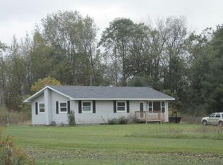 787 W Shore Dr, Stanton, MI