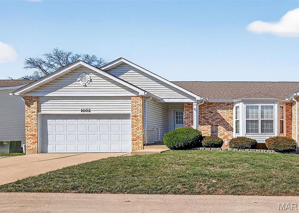 1st image of 1002 Chapel Hill Dr Unit 2
