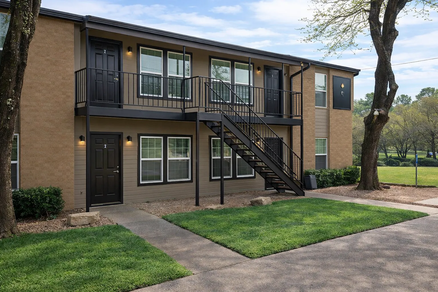 2 bed, 825 sqft, $900 — Photo 1