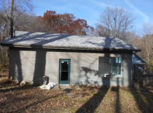 794 E Hillshire Rd, Decatur, IL 62521