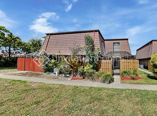 7789 Courtyard Run W, Boca Raton, FL 33433