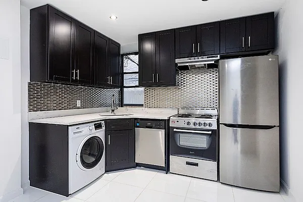 Rented by Living New York | media 13