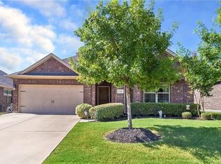 2520 Flowing Springs Dr, Fort Worth, TX 76177