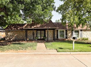 8917 N Kensington Rd, Oklahoma City, OK 73132
