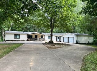 2888 Lyons Ave, Kalamazoo, MI 49048