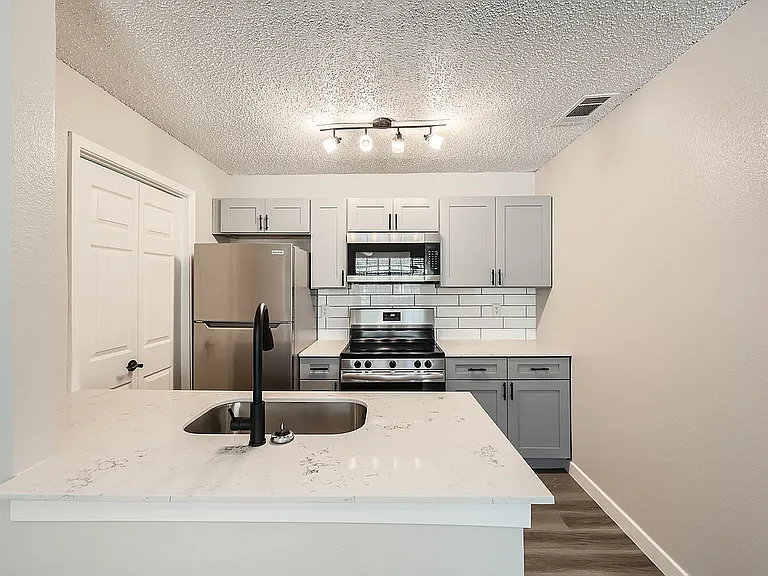 Rise West Arlington — Photo 22