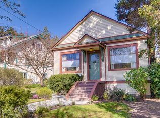 210 29th Ave E, Seattle, WA 98112
