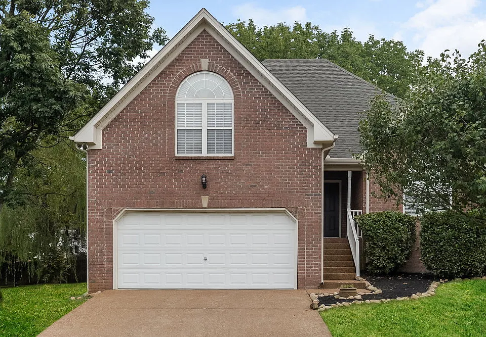 504 Parrish Way