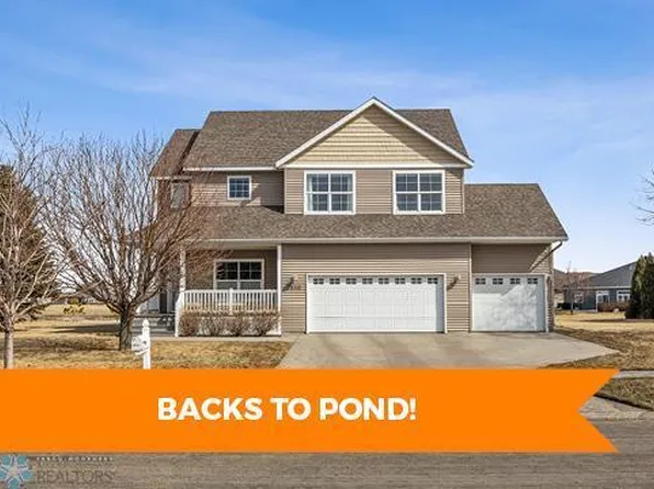 3810 15th St S, Moorhead, MN 56560