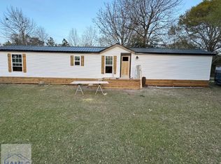 48 Mohican Trl N, Jesup, GA 31545