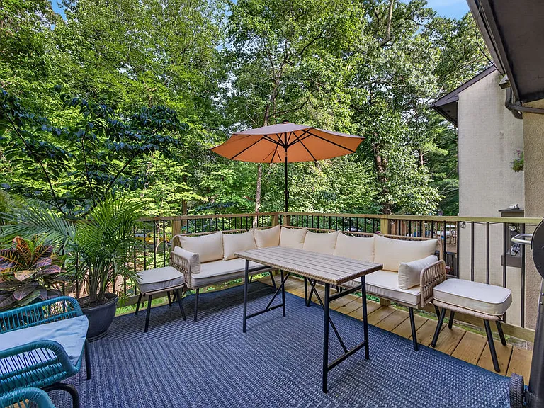 2190 Cartwright Pl — Photo 38