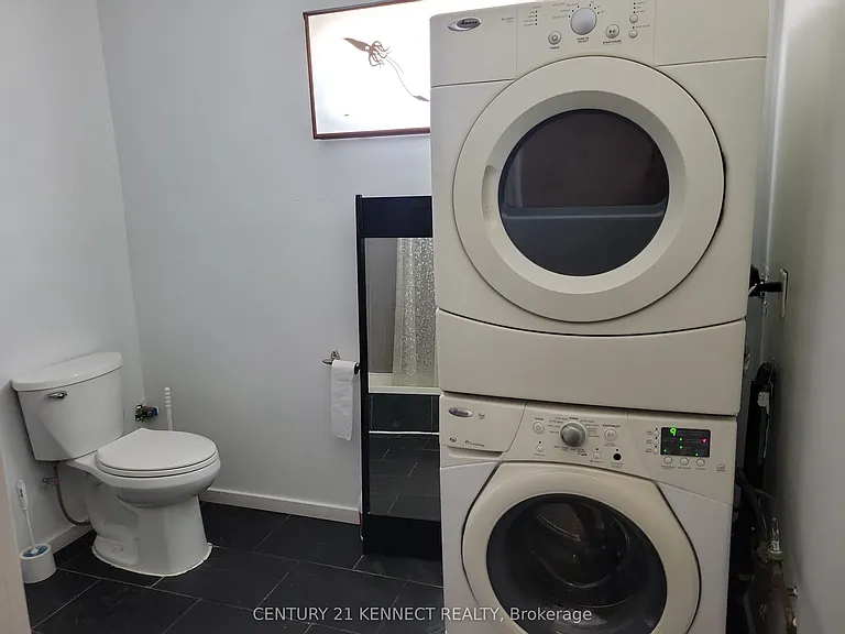 181 Augusta Ave #2 — Photo 15