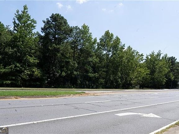 4th image of 4556 Wade Green Rd NW