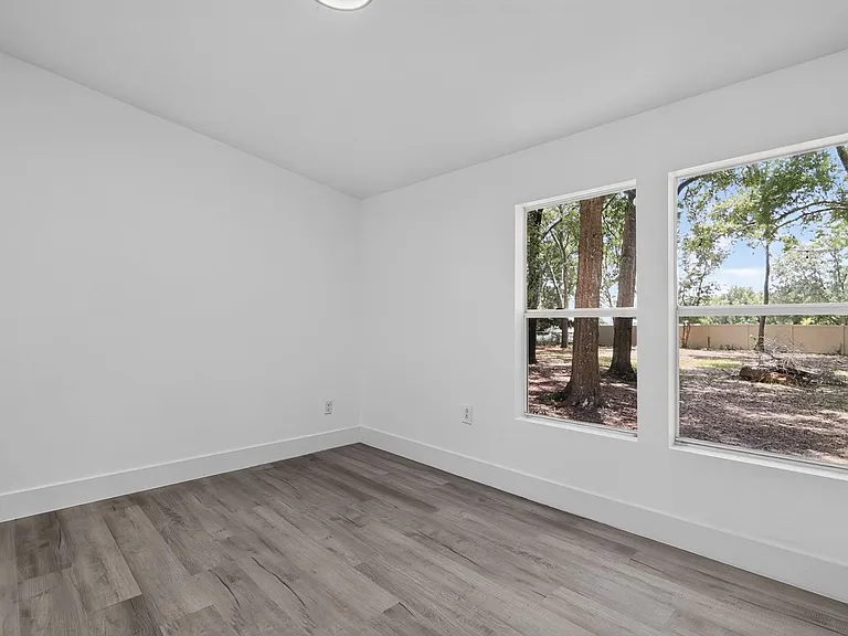 7180 SW 19th Pl — Photo 20