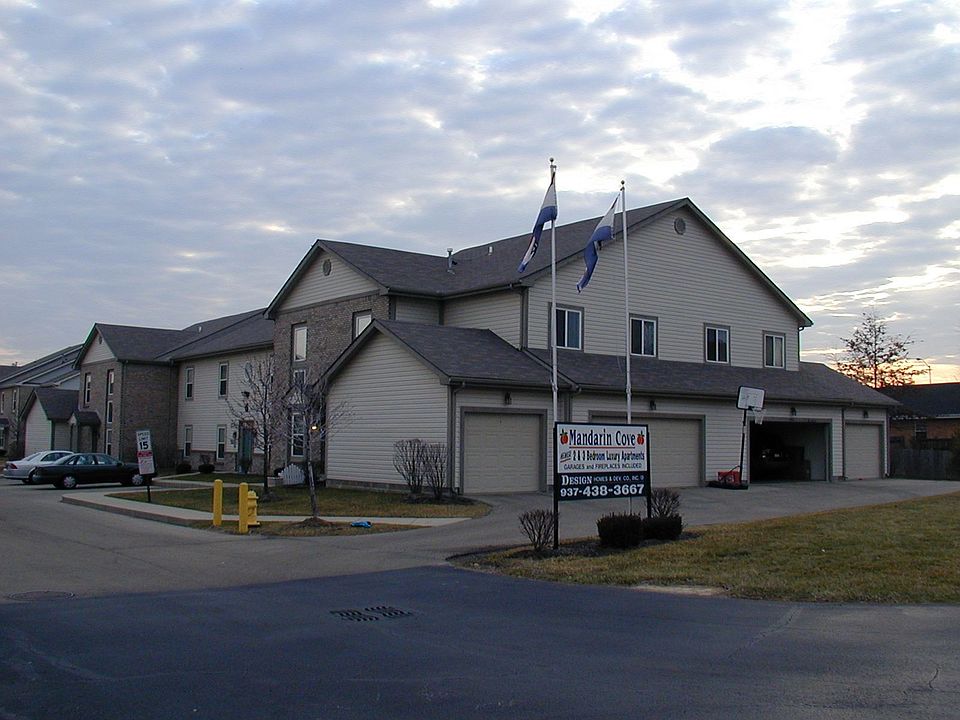 2nd image of 8909 Fox Glove Way