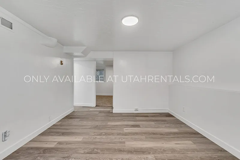 Building Photo - 269 N 200 E