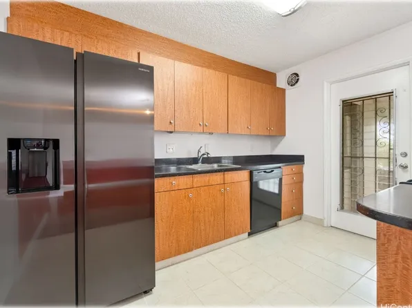 98-885 Iho Pl APT B, Aiea, HI 96701